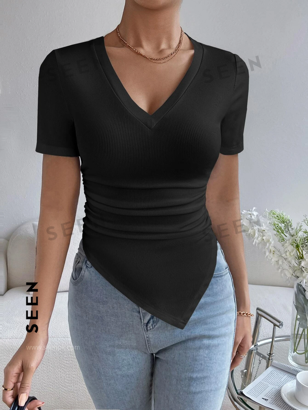 Solid Ruched Hanky Hem Tee