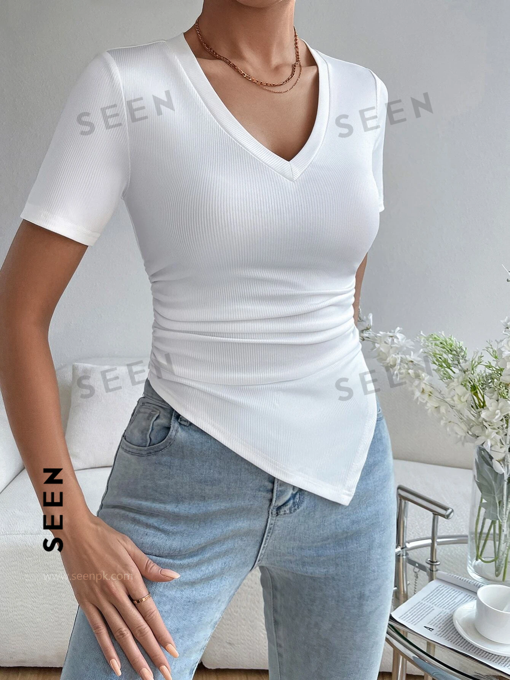 Solid Ruched Hanky Hem Tee