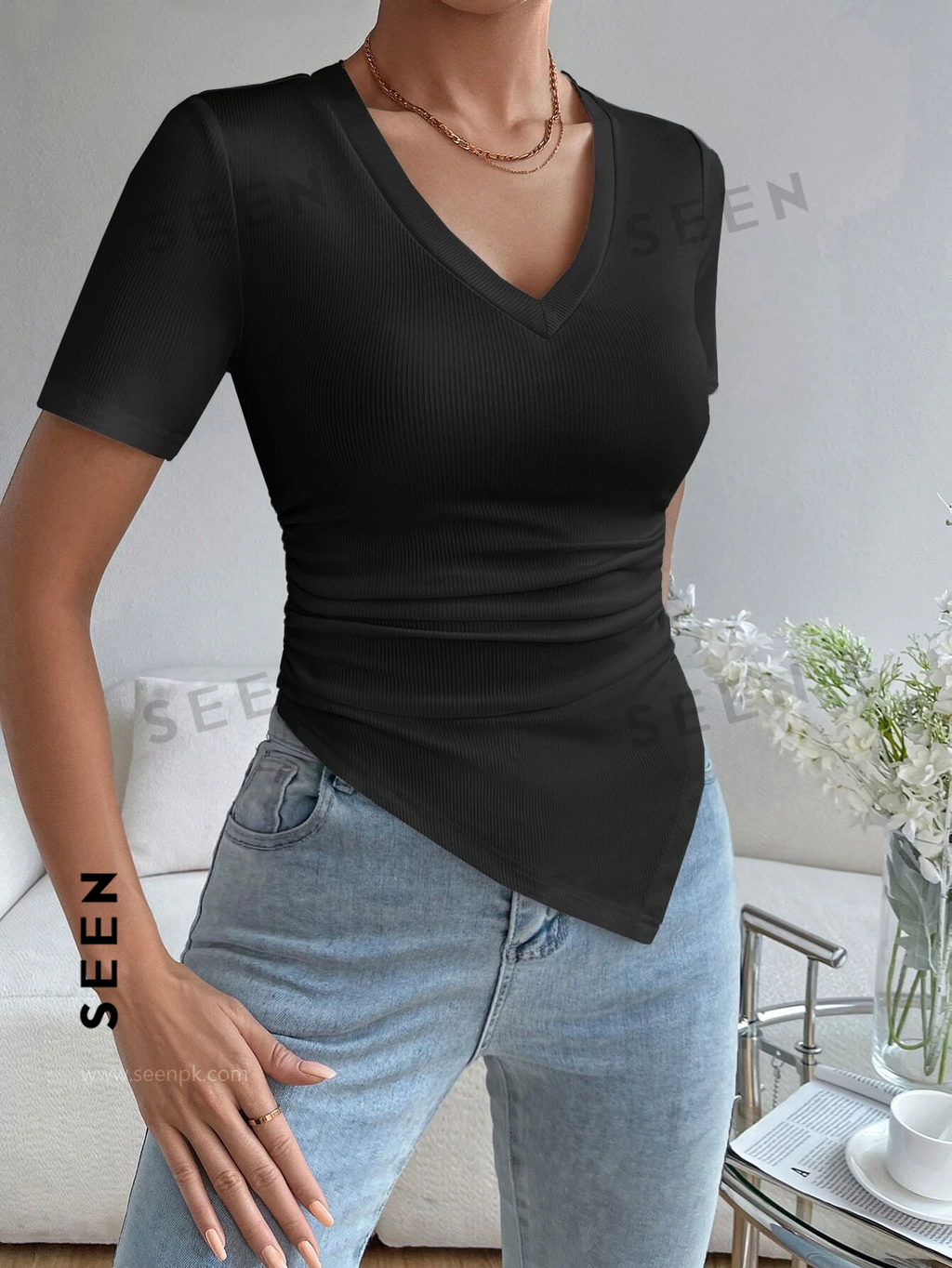 Solid Ruched Hanky Hem Tee