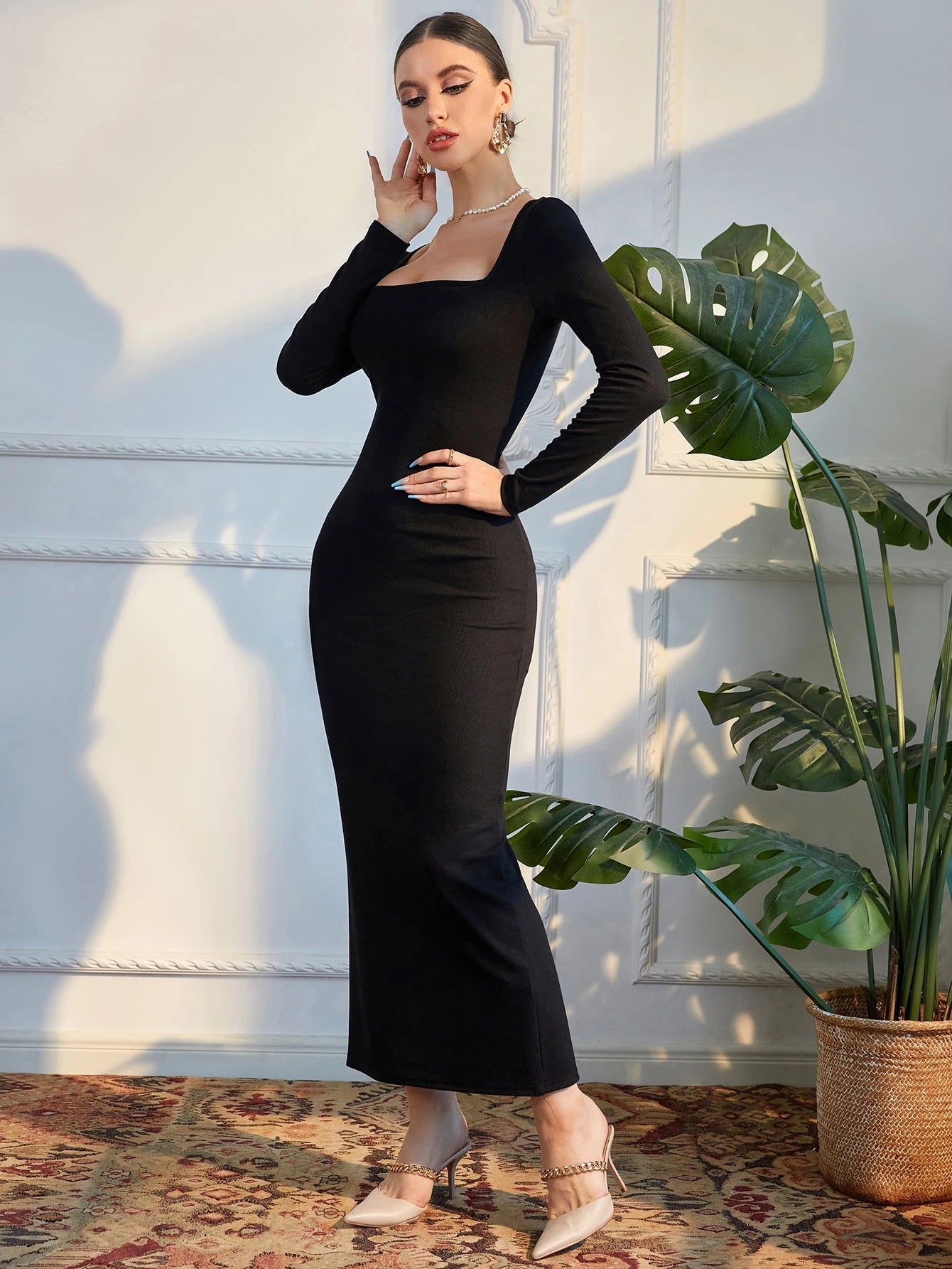 Square Neck Split Back Bodycon Dress
