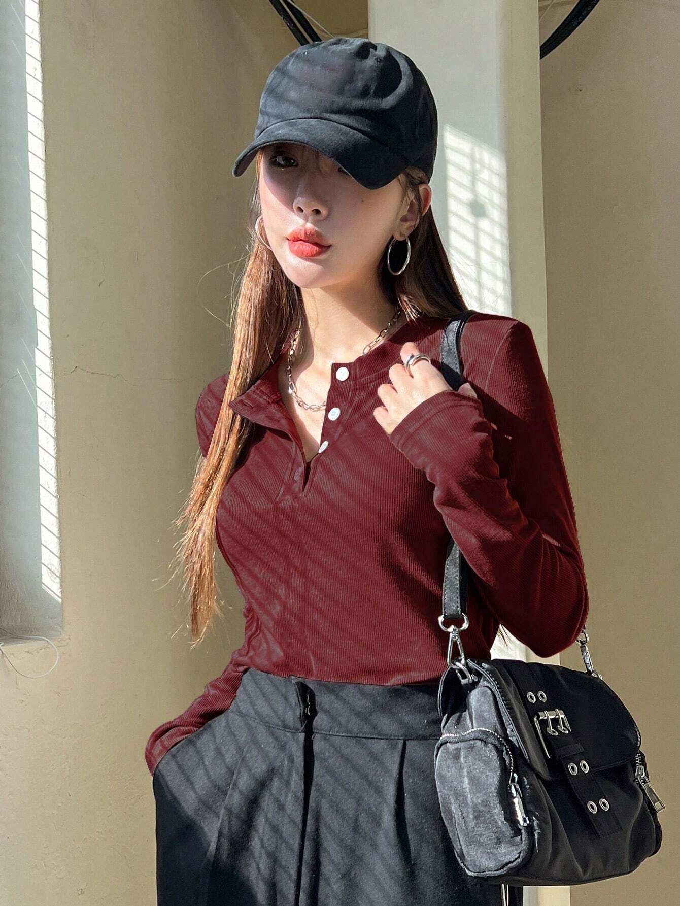 Women's Semi-Open Collar Fitted Long Sleeve T-Shirt