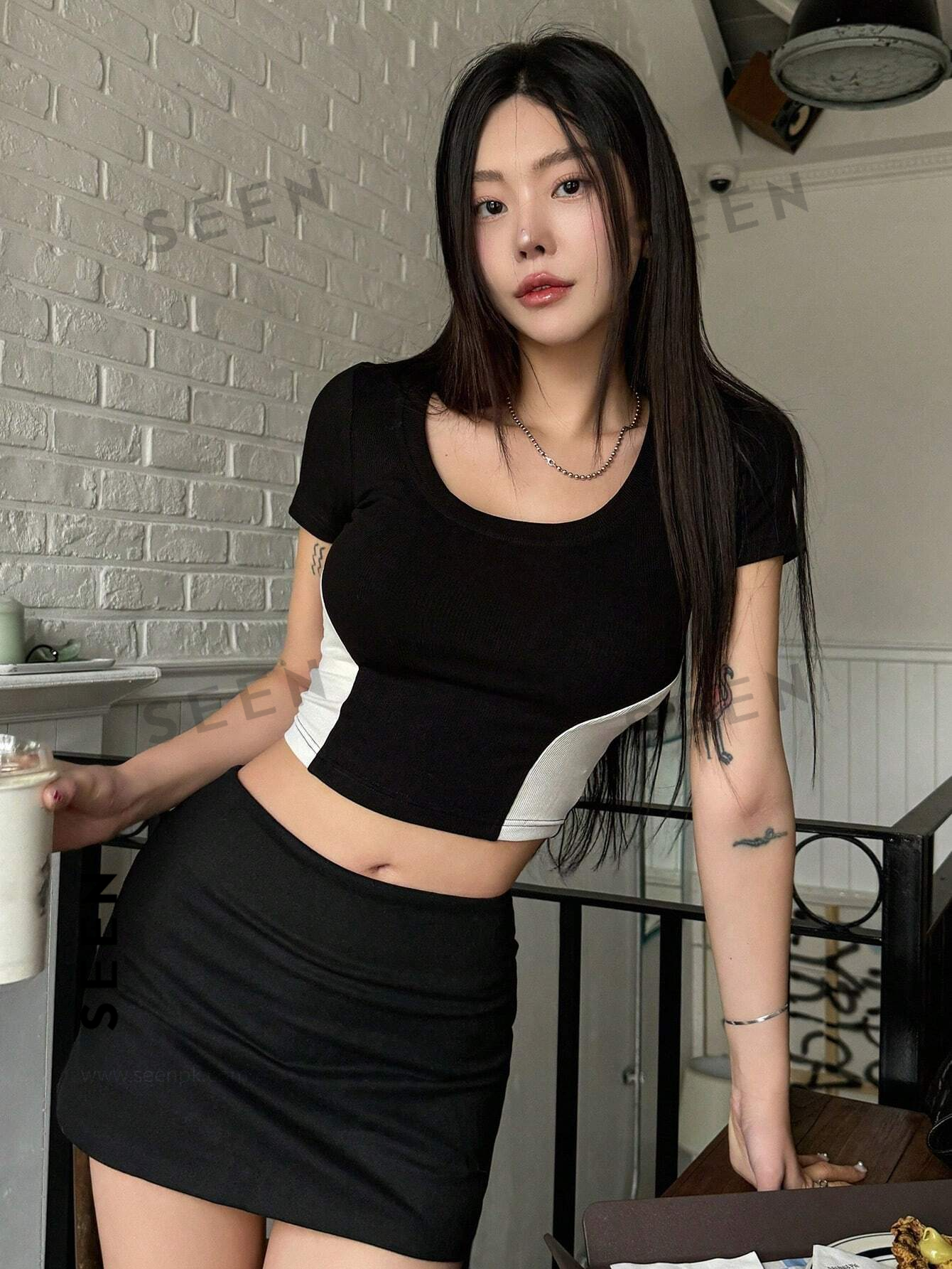 Women's Color Block Round Neck Short Sleeve T-Shirt