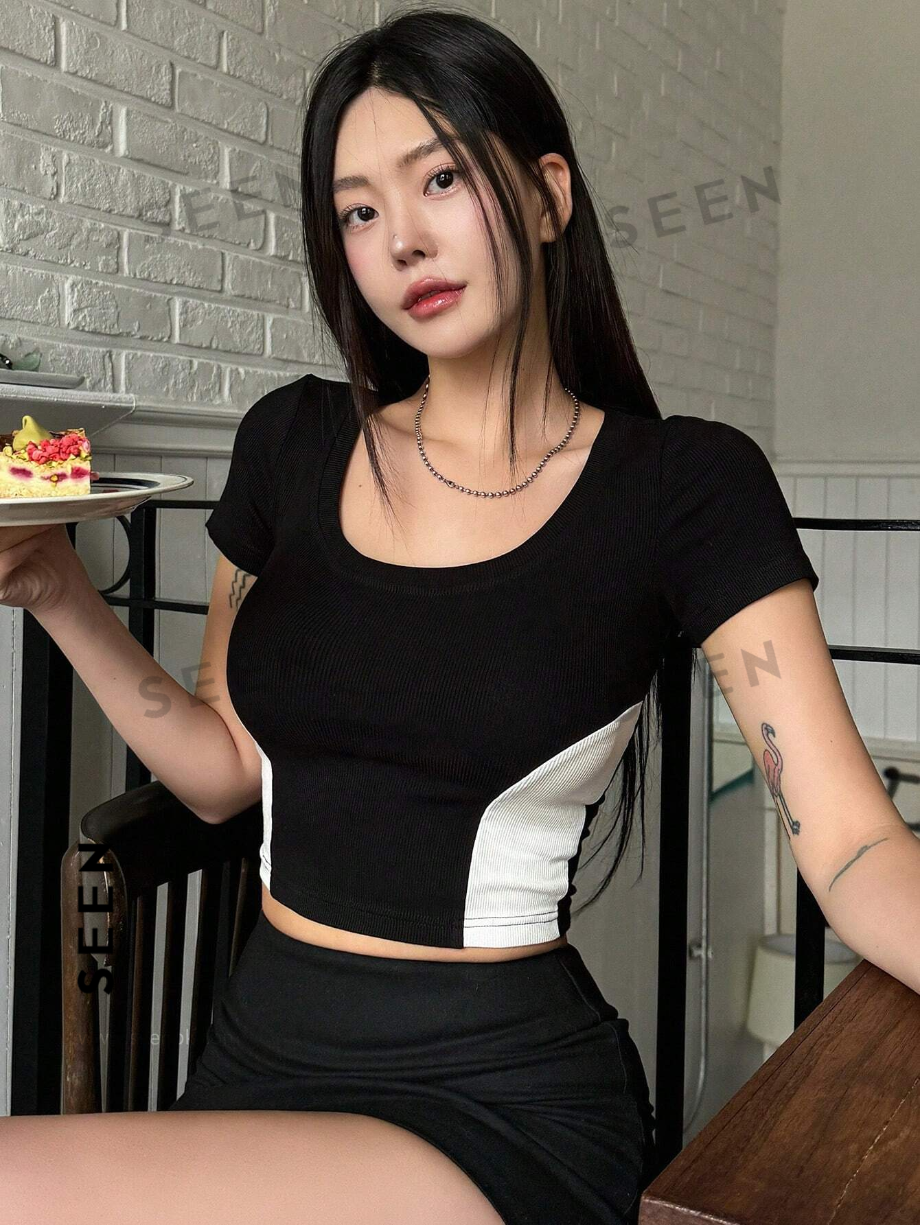 Women's Color Block Round Neck Short Sleeve T-Shirt