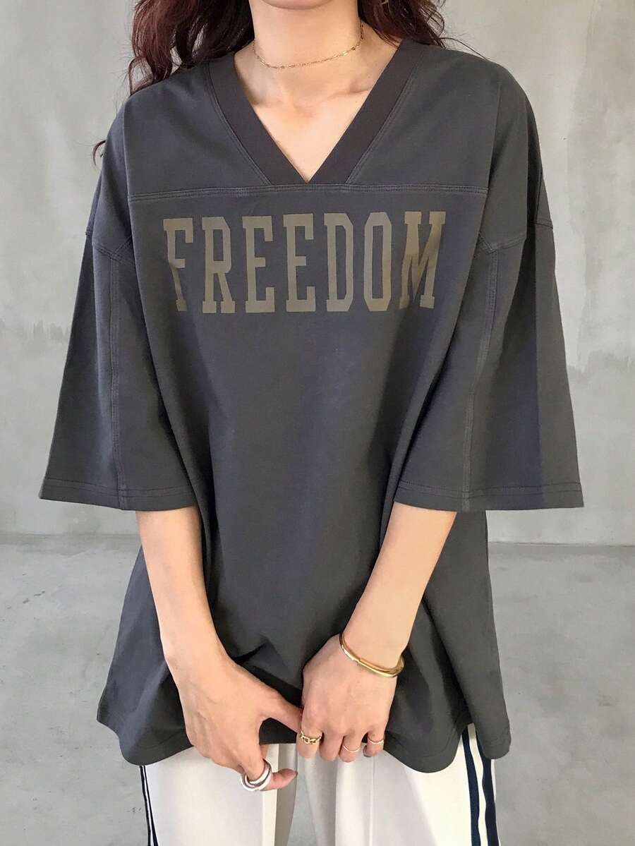 V-Neck Dropped Shoulder Short Sleeve Casual Loose Letter Print T-Shirt