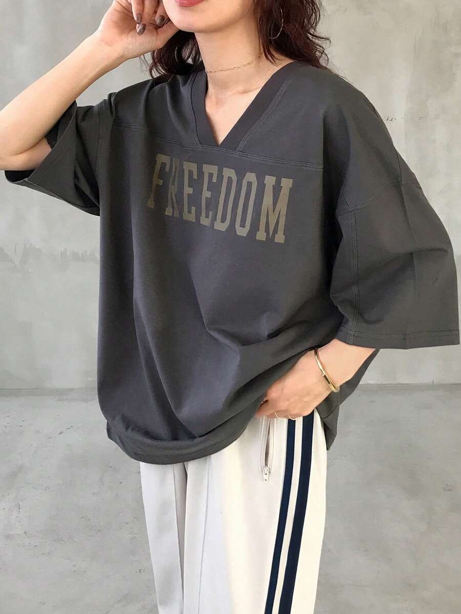 V-Neck Dropped Shoulder Short Sleeve Casual Loose Letter Print T-Shirt