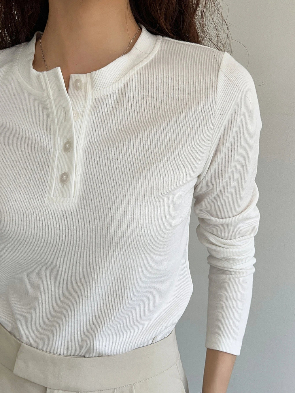 Women's Semi-Open Collar Fitted Long Sleeve T-Shirt