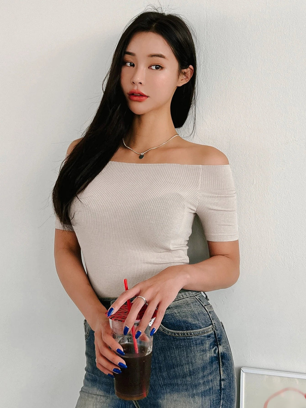 Off Shoulder Solid Tee,Crop Tops
