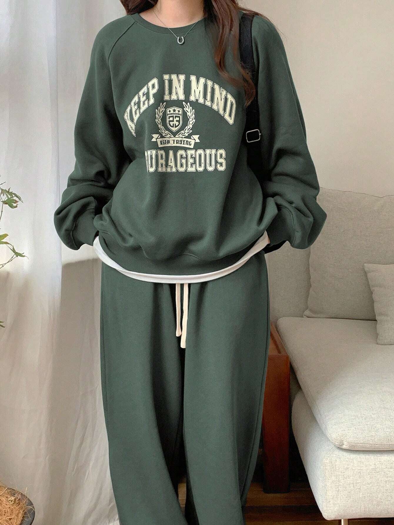 Casual Letter Printed Crew Neck Raglan Sleeve Sweatshirt And Sweatpants Set