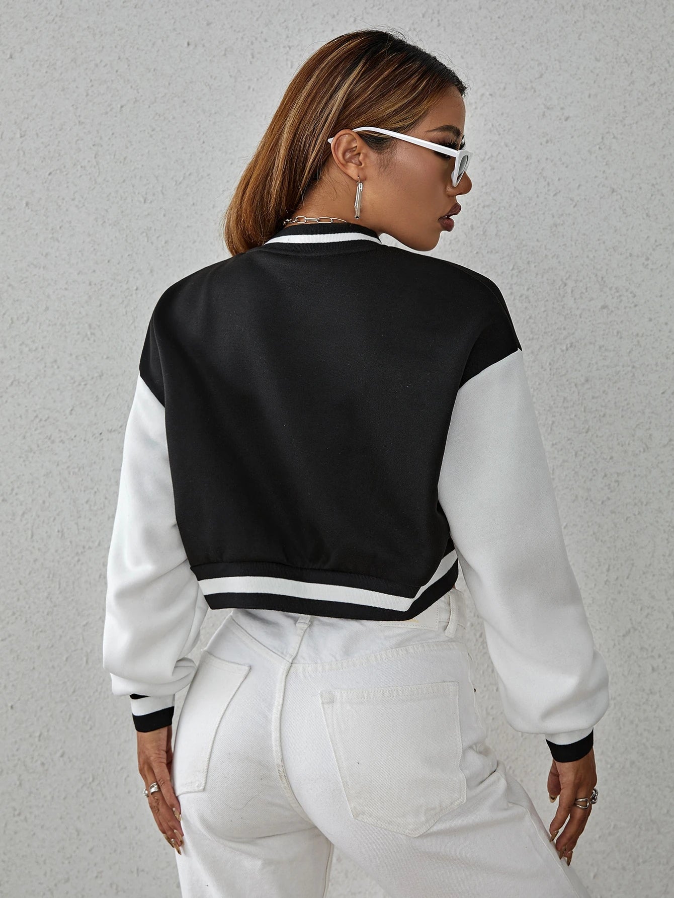 Drop Shoulder Two Tone Crop Varsity Jacket Fall Winter Cloth For Women