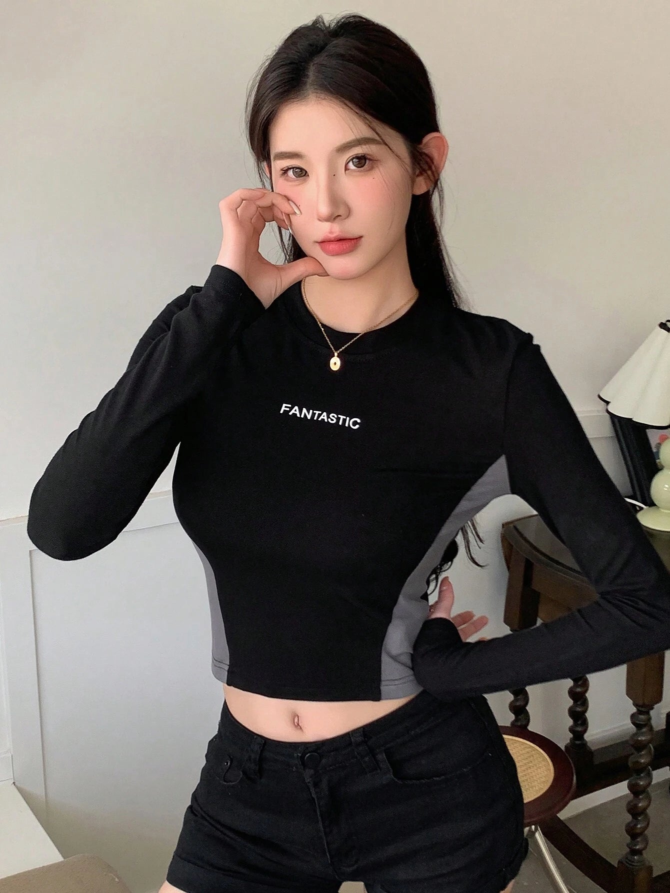 Colorblock Letter Printed T-Shirt