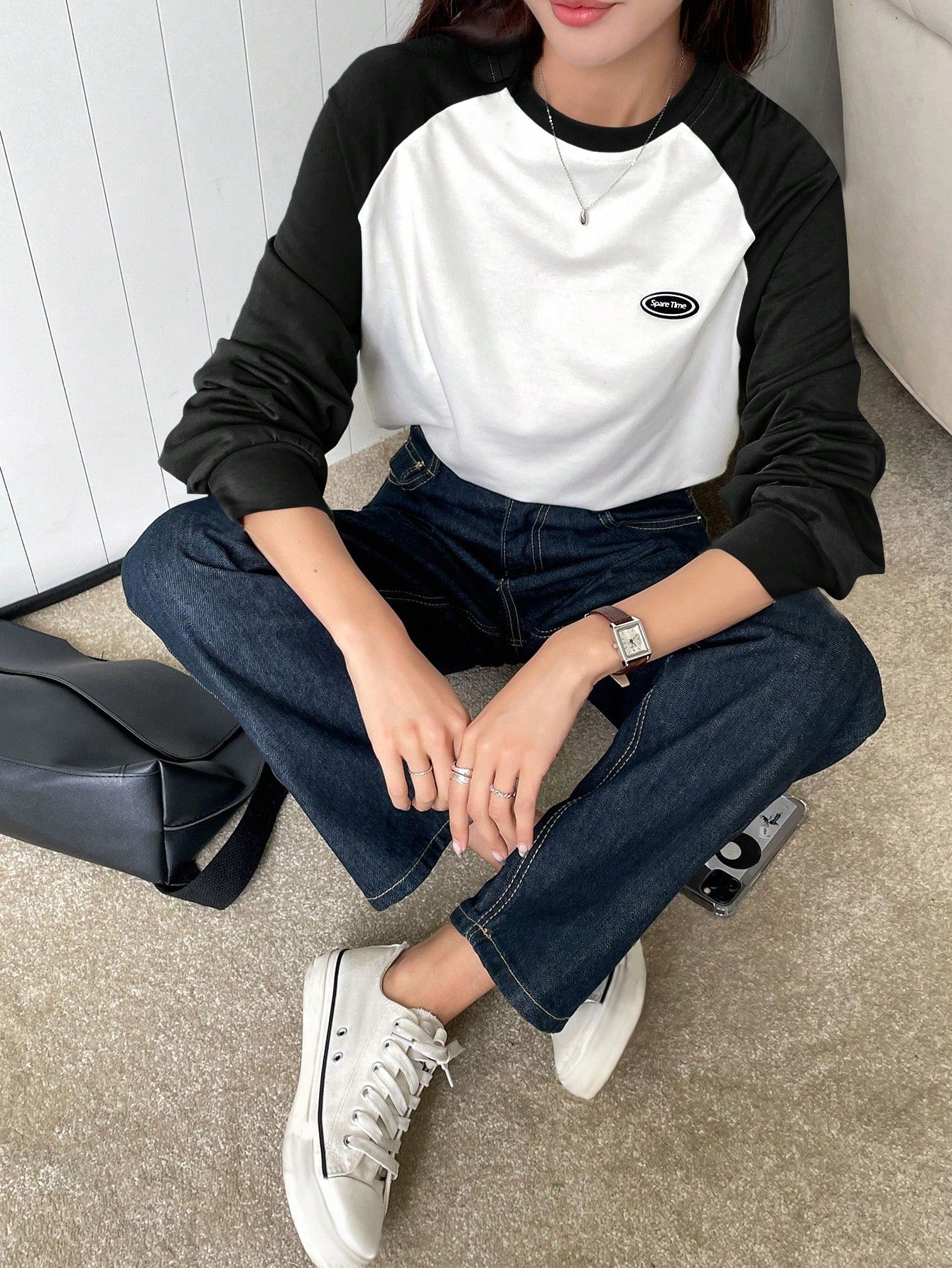 Letter Patched Colorblock Raglan Sleeve Tee