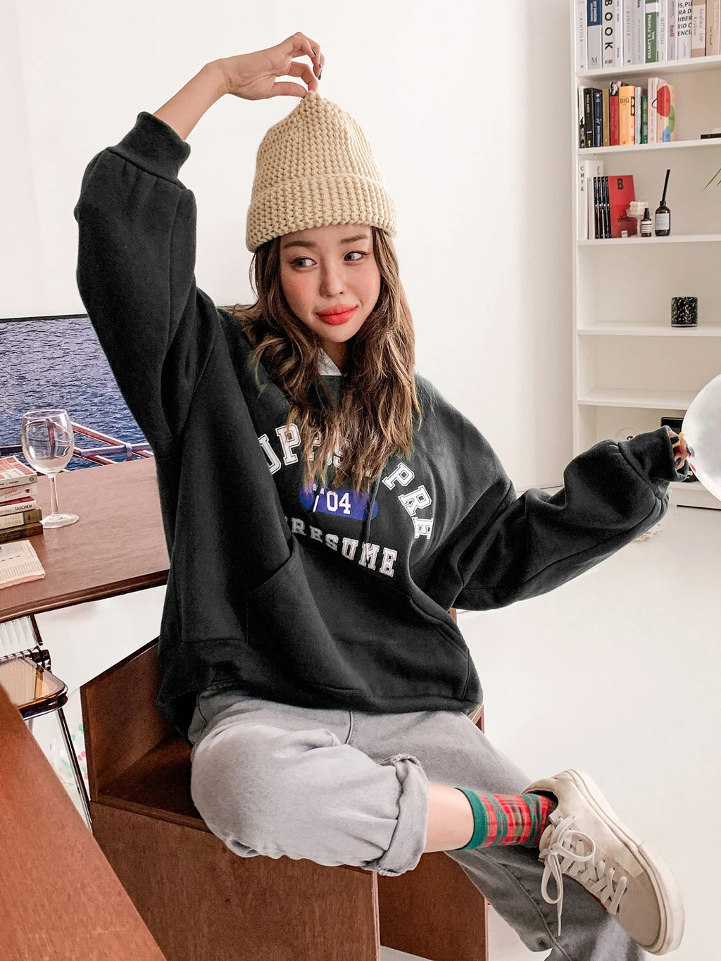 Letter Graphic Big Pocket Drawstring Thermal Hoodie