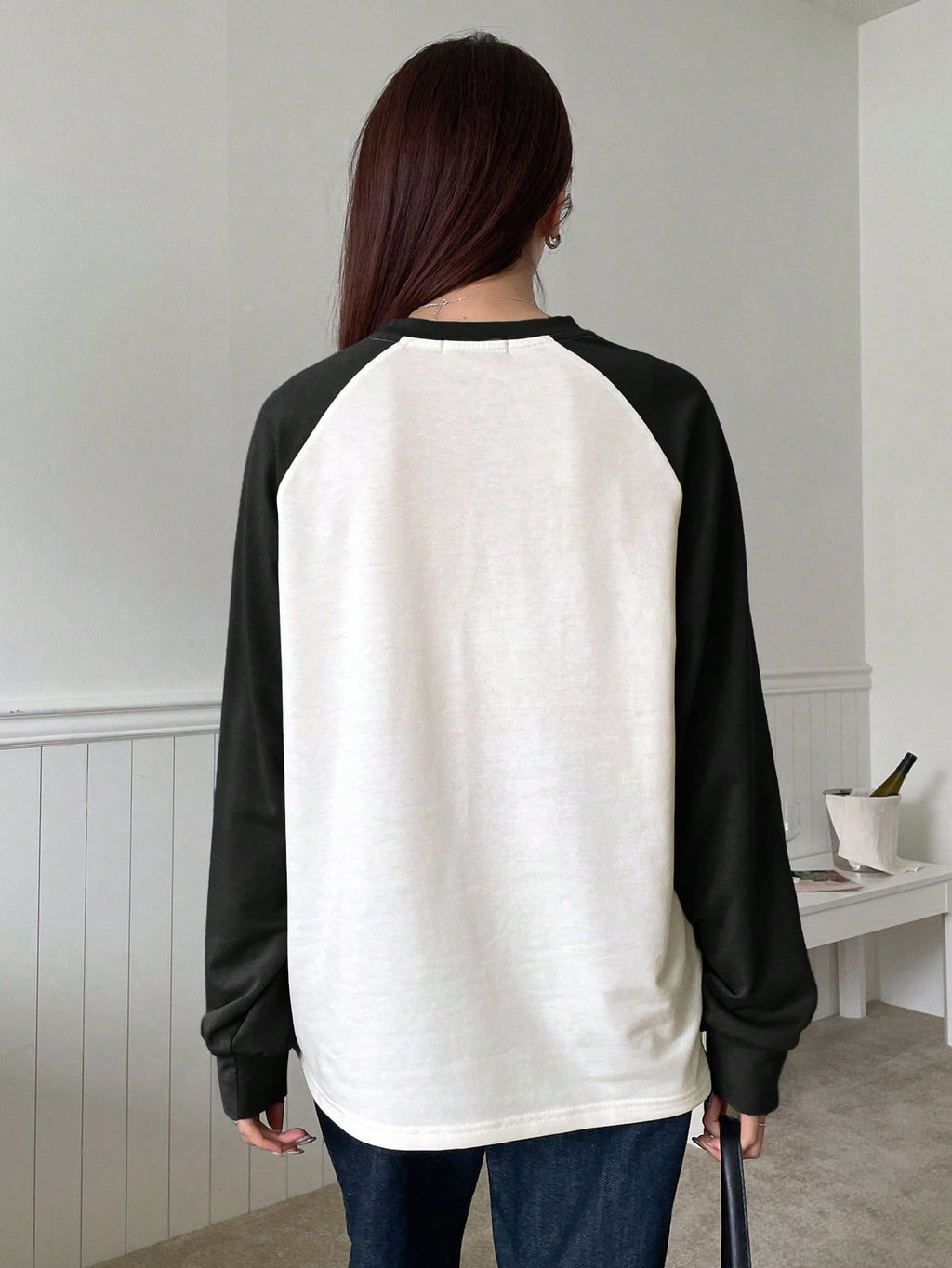 Letter Patched Colorblock Raglan Sleeve Tee