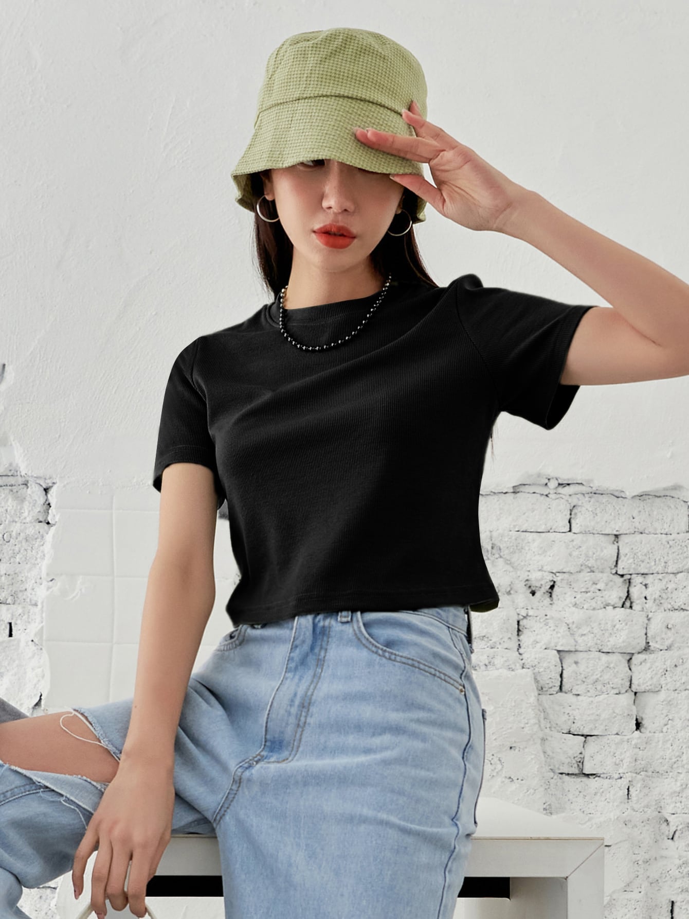 Solid Rib-knit Crop Tee