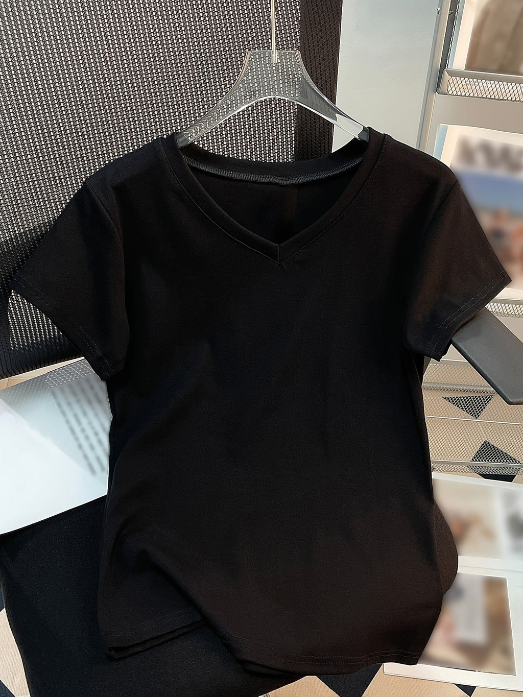Women's Elegant V-Neck Short Sleeve T-Shirt