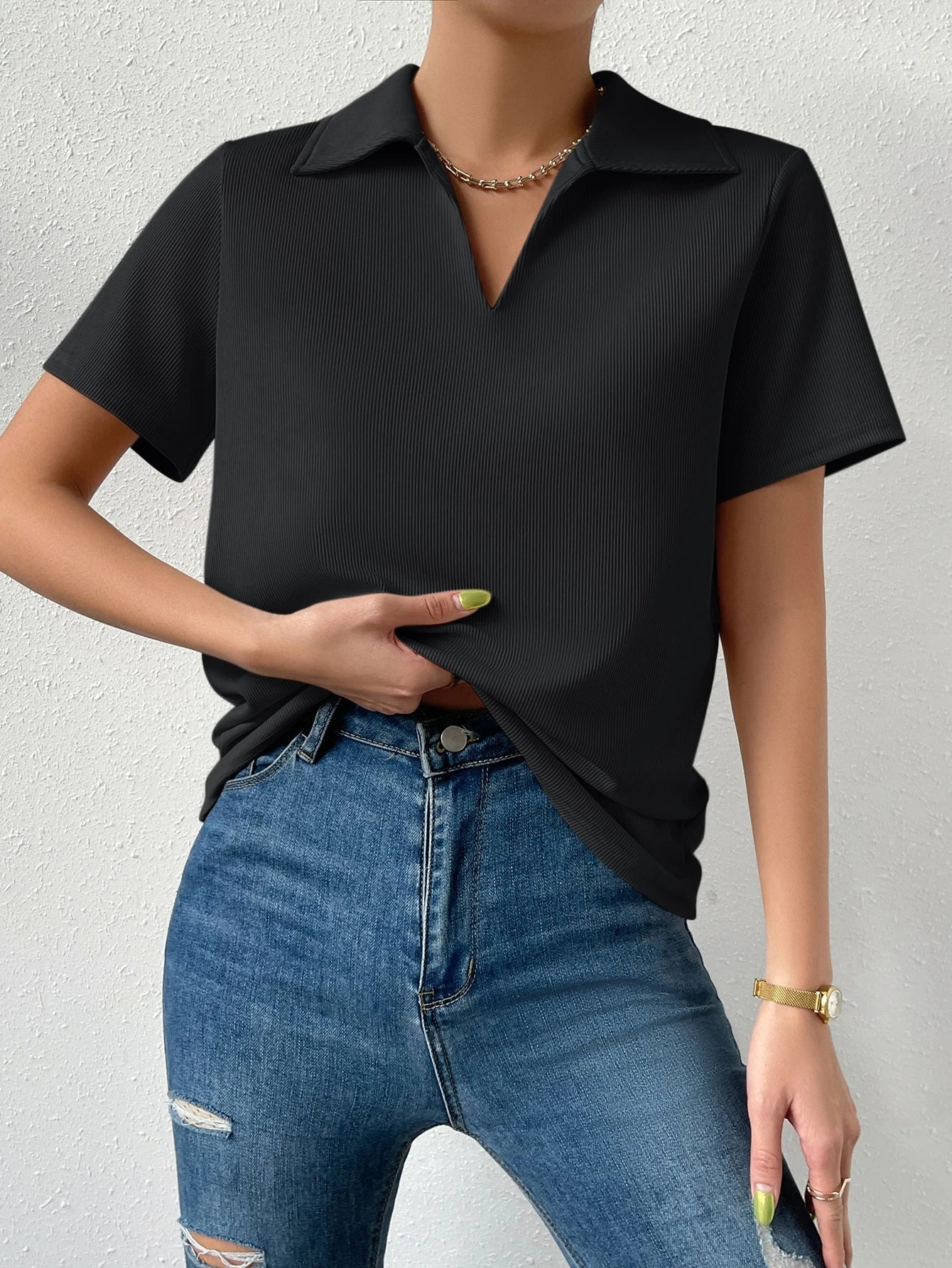 Solid Ribbed Knit Tee