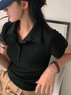Collared Half-Zip Form-Fitting Short Sleeve T-Shirt