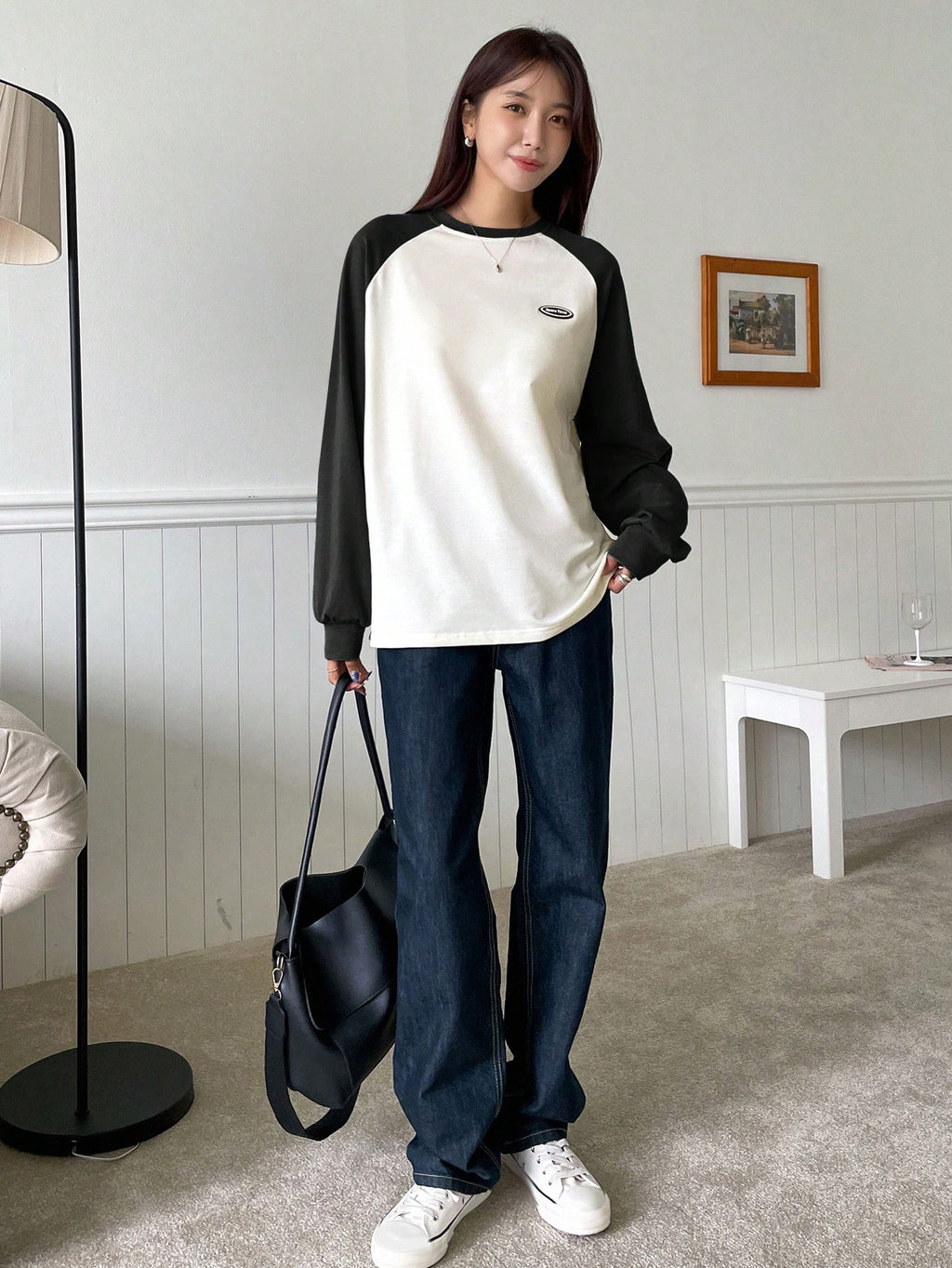 Letter Patched Colorblock Raglan Sleeve Tee