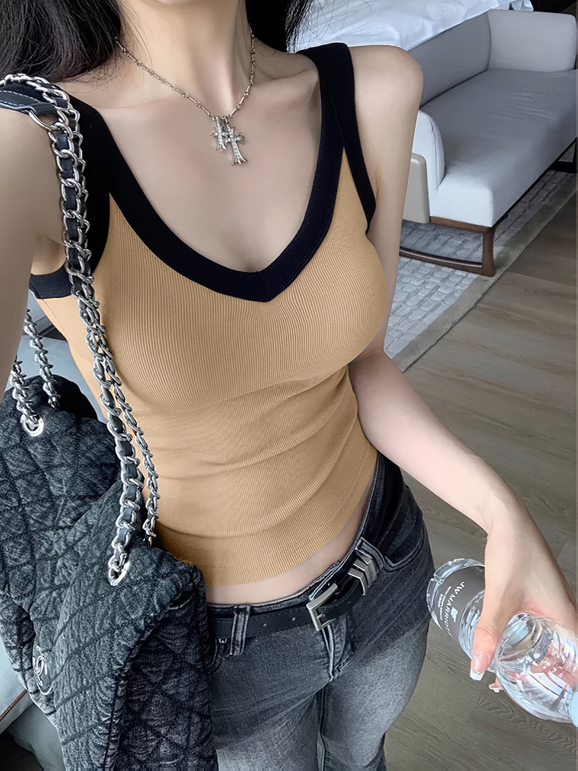 Slim Fit Stretch V-Neck Cropped Top with Contrast Trim