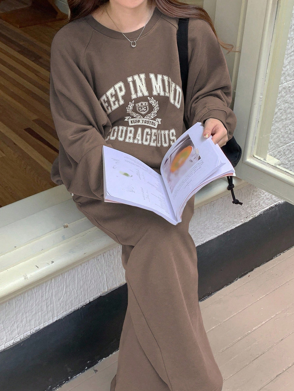 Casual Letter Printed Crew Neck Raglan Sleeve Sweatshirt And Sweatpants Set