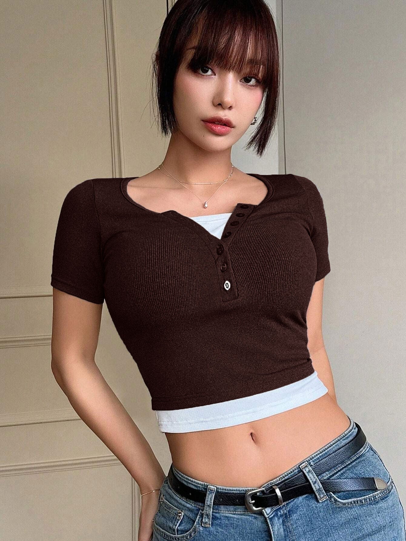 Color Block Fake Two Pieces Slim Fit Short Sleeve T-Shirt