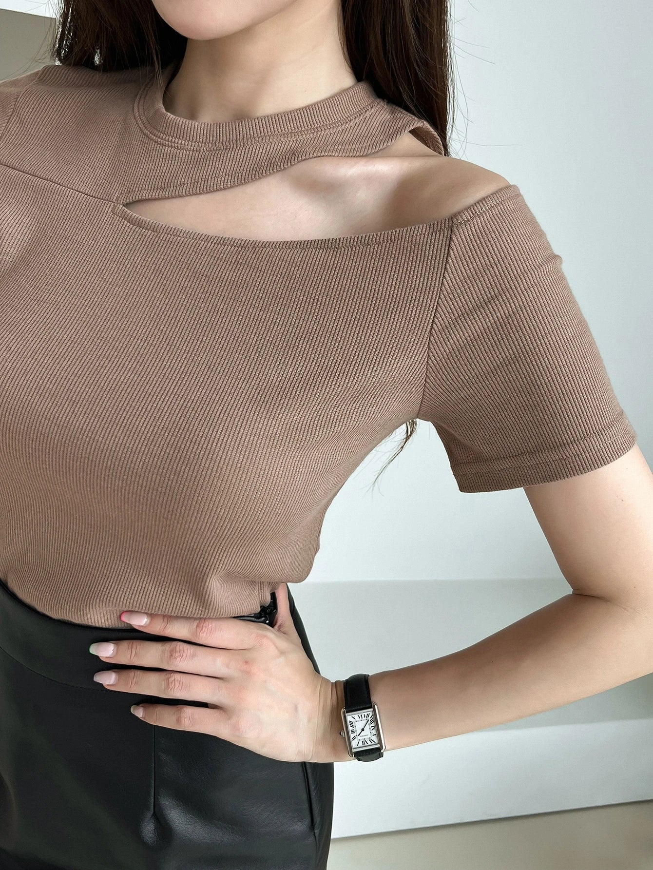 Cut Out Rib-knit Tee
