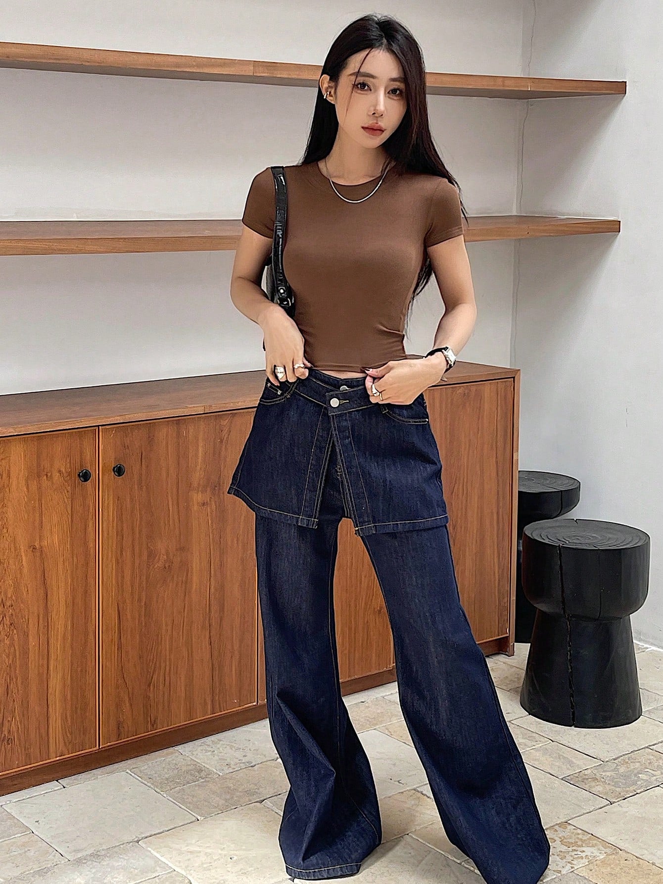 Solid Color Round Neck Short Sleeve Cropped Slim Fit Casual T-Shirt