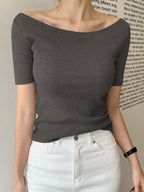 Round Neck Slim-Fit Short Sleeve Elegant T-Shirt