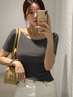 Round Neck Slim-Fit Short Sleeve Elegant T-Shirt