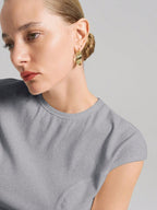 Ontre Urban Commuter White Knit Top, Short Sleeve Crew Neck T-Shirt