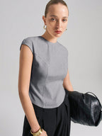 Ontre Urban Commuter White Knit Top, Short Sleeve Crew Neck T-Shirt