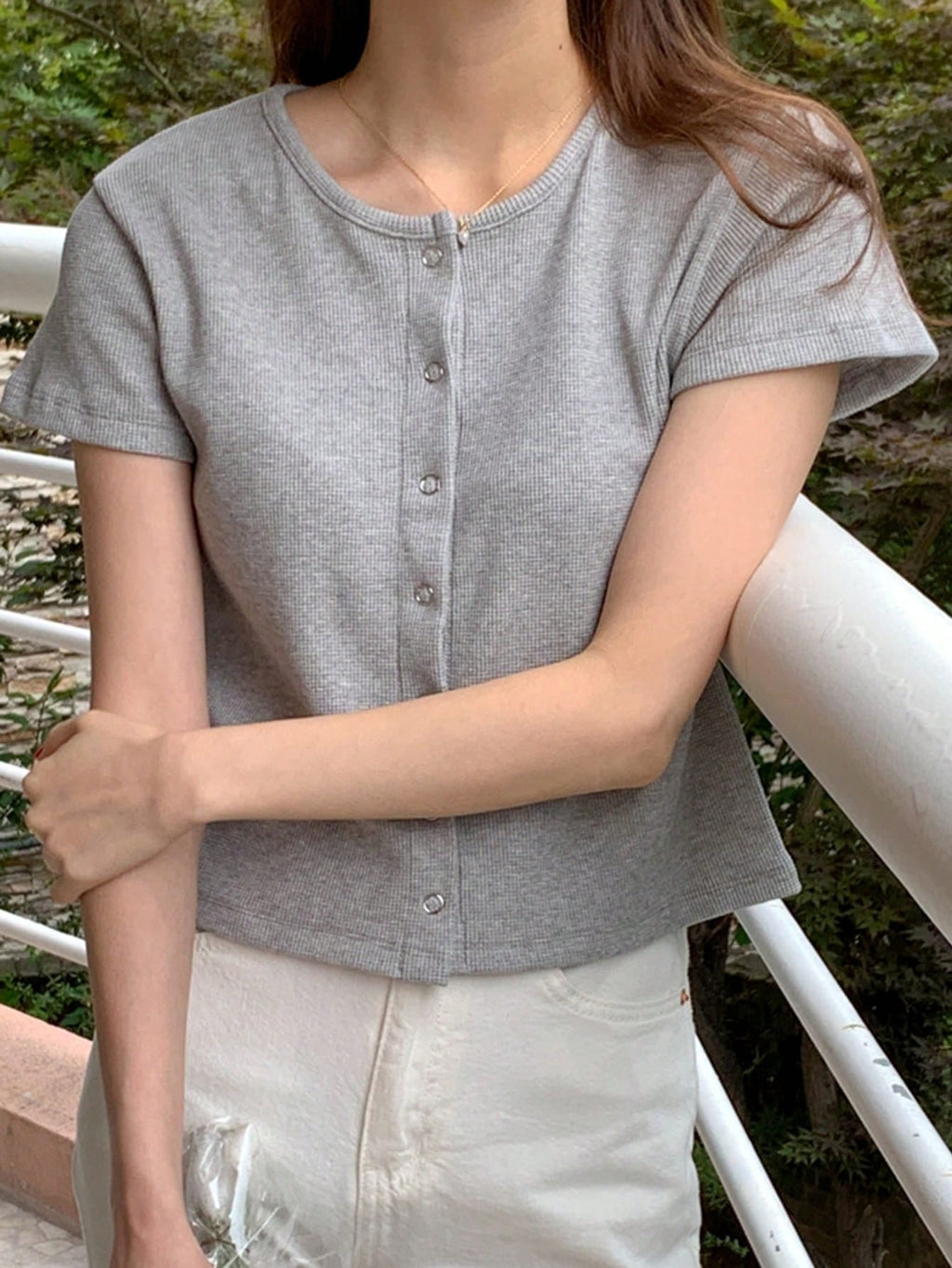 Solid Round Neck Form-Fitting Short Sleeve Cardigan T-Shirt