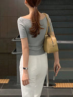 Round Neck Slim-Fit Short Sleeve Elegant T-Shirt