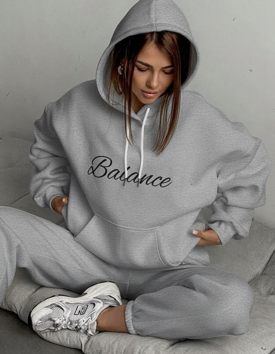 Balance Fleece Tracksuit with Oversized Hoodie and Loose Pants