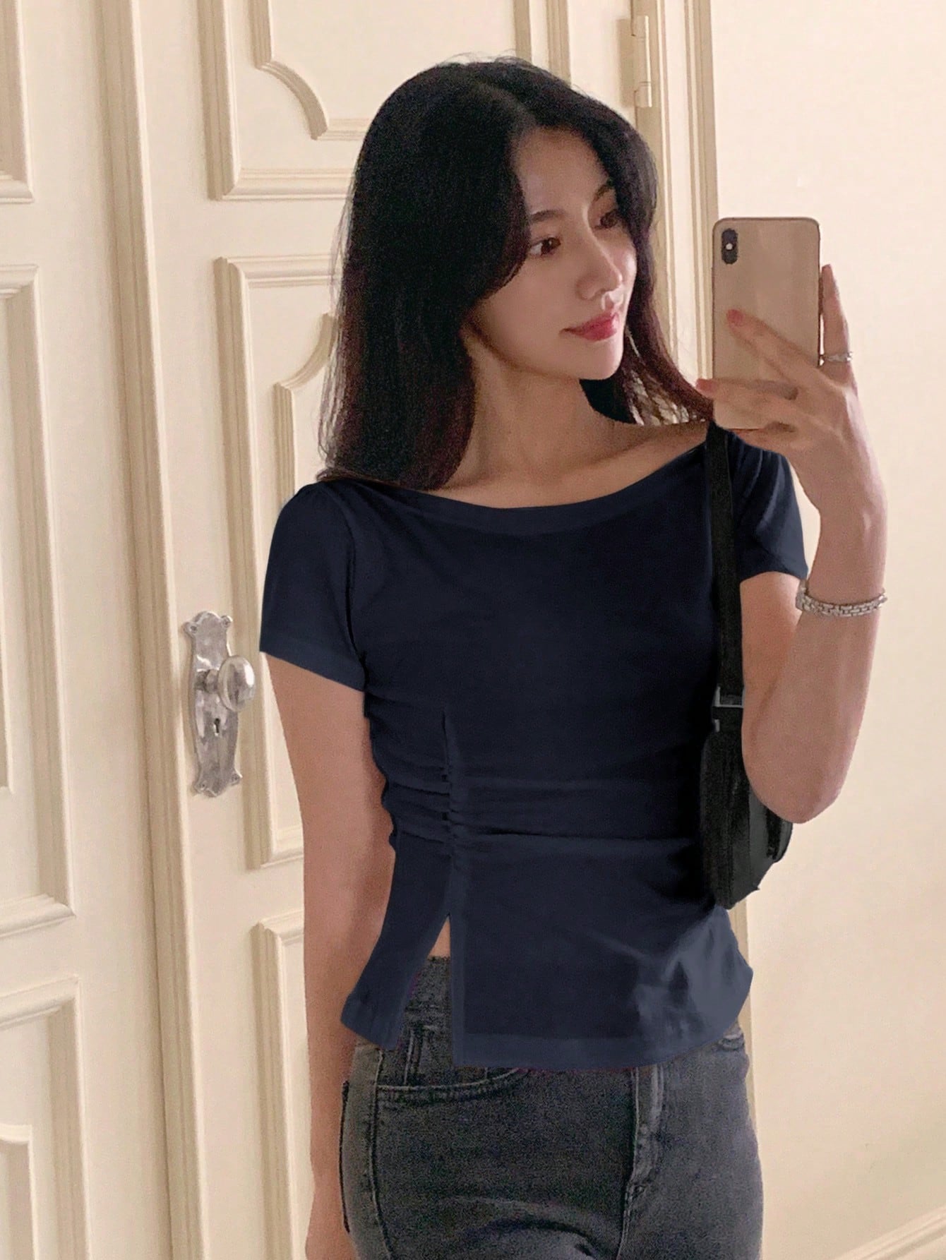 Solid Color Short Sleeve Ruched Side Split Bodycon Waist T-Shirt
