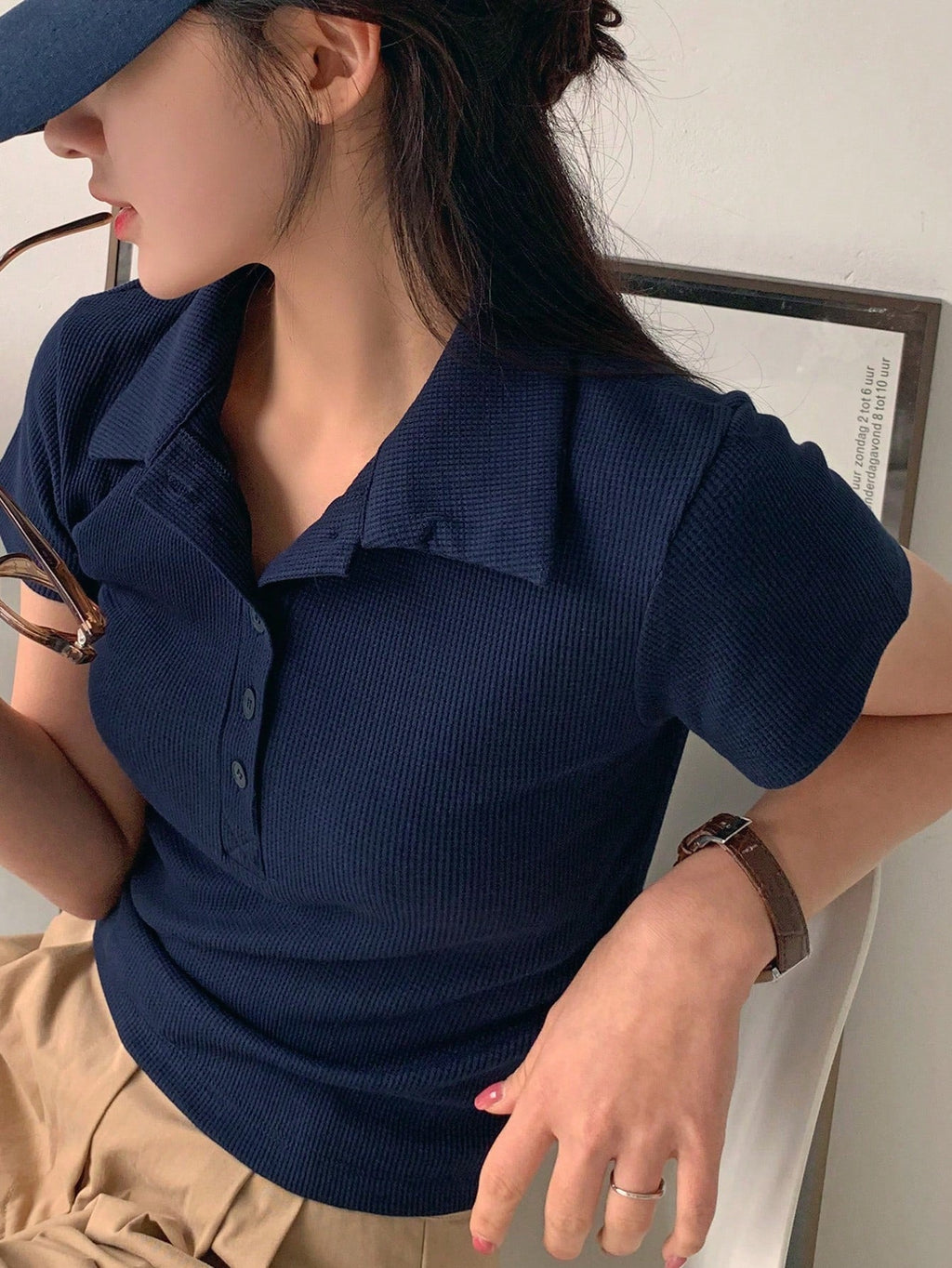Collared Half-Zip Form-Fitting Short Sleeve T-Shirt