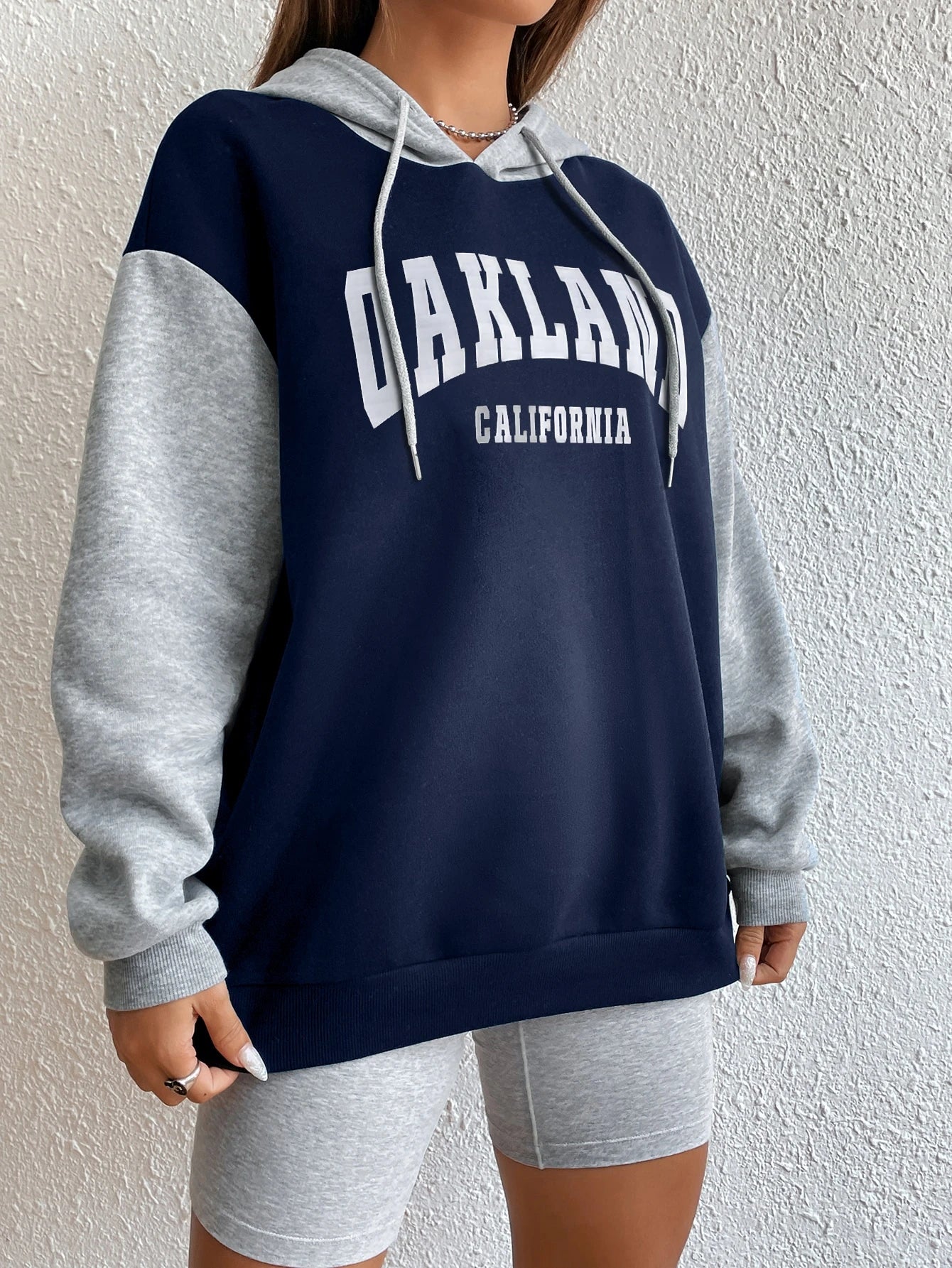 Letter Graphic Colorblock Drop Shoulder Drawstring Thermal Hoodie, Long Sleeve