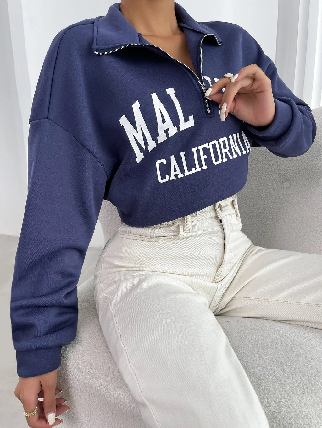 Letter Graphic Half Zip Drop Shoulder Thermal Lined Sweatshirt