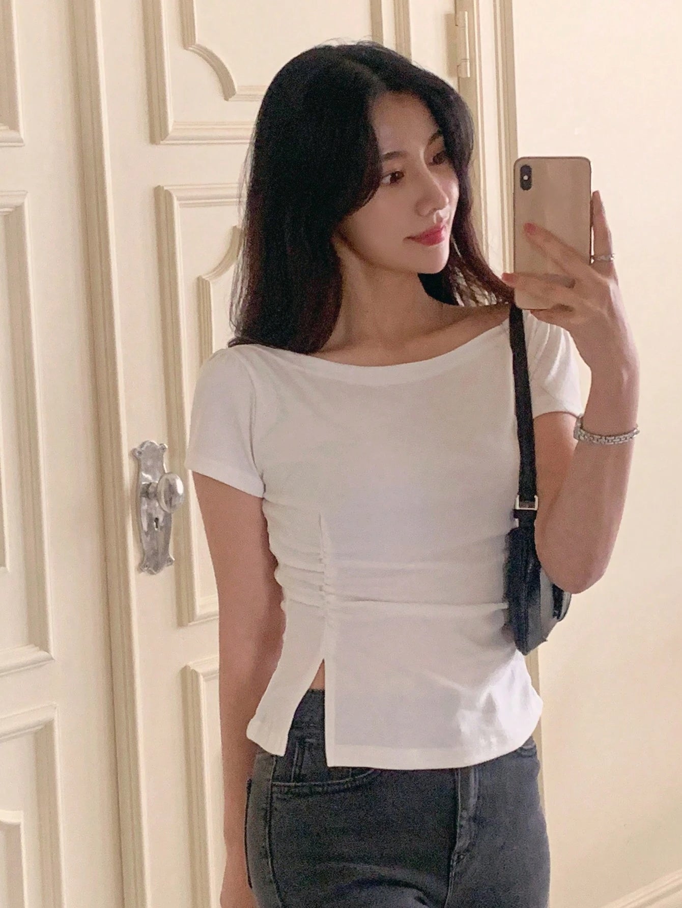 Solid Color Short Sleeve Ruched Side Split Bodycon Waist T-Shirt