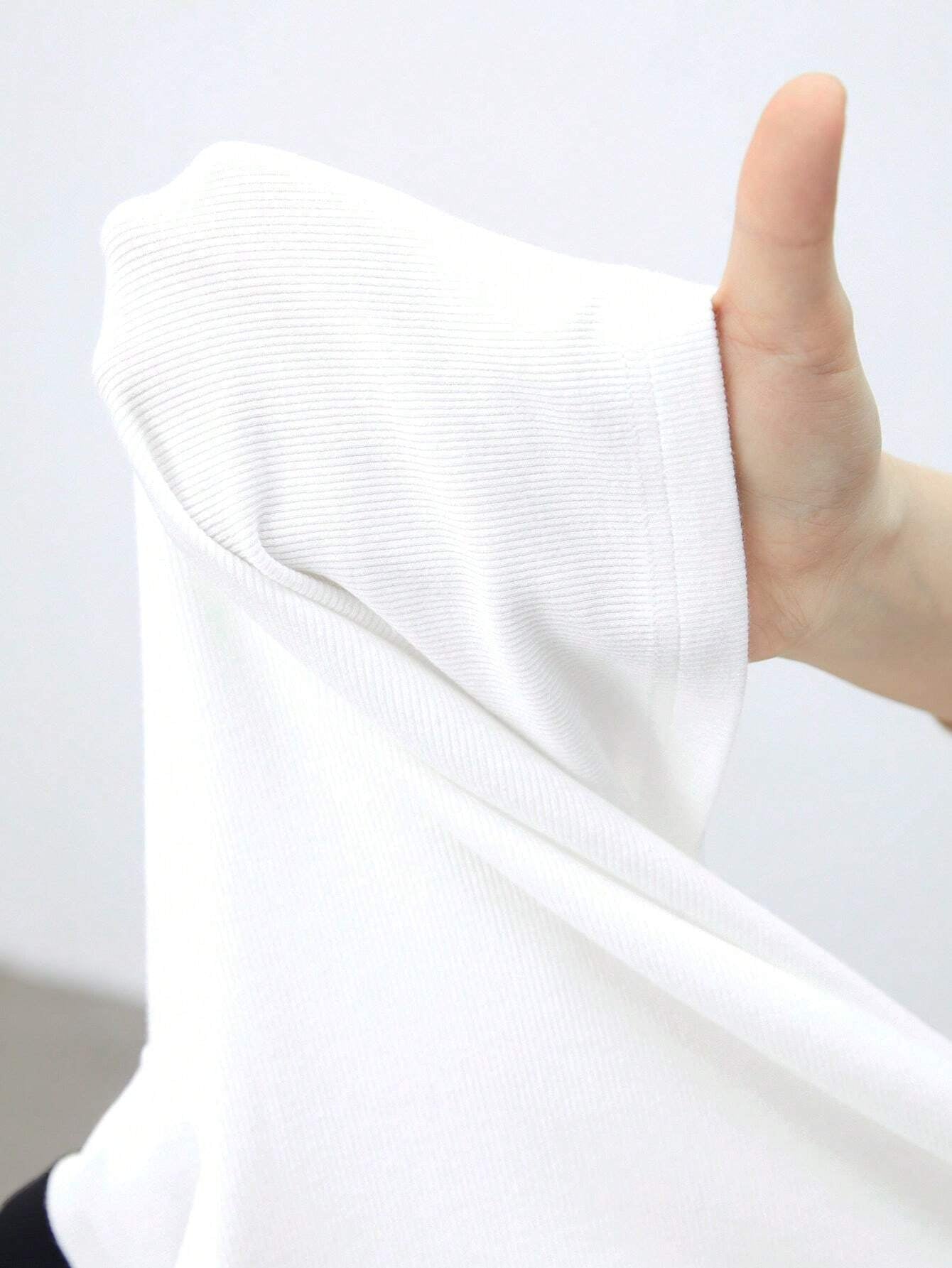 Contrast Trim Round Neck Short Sleeve T-Shirt