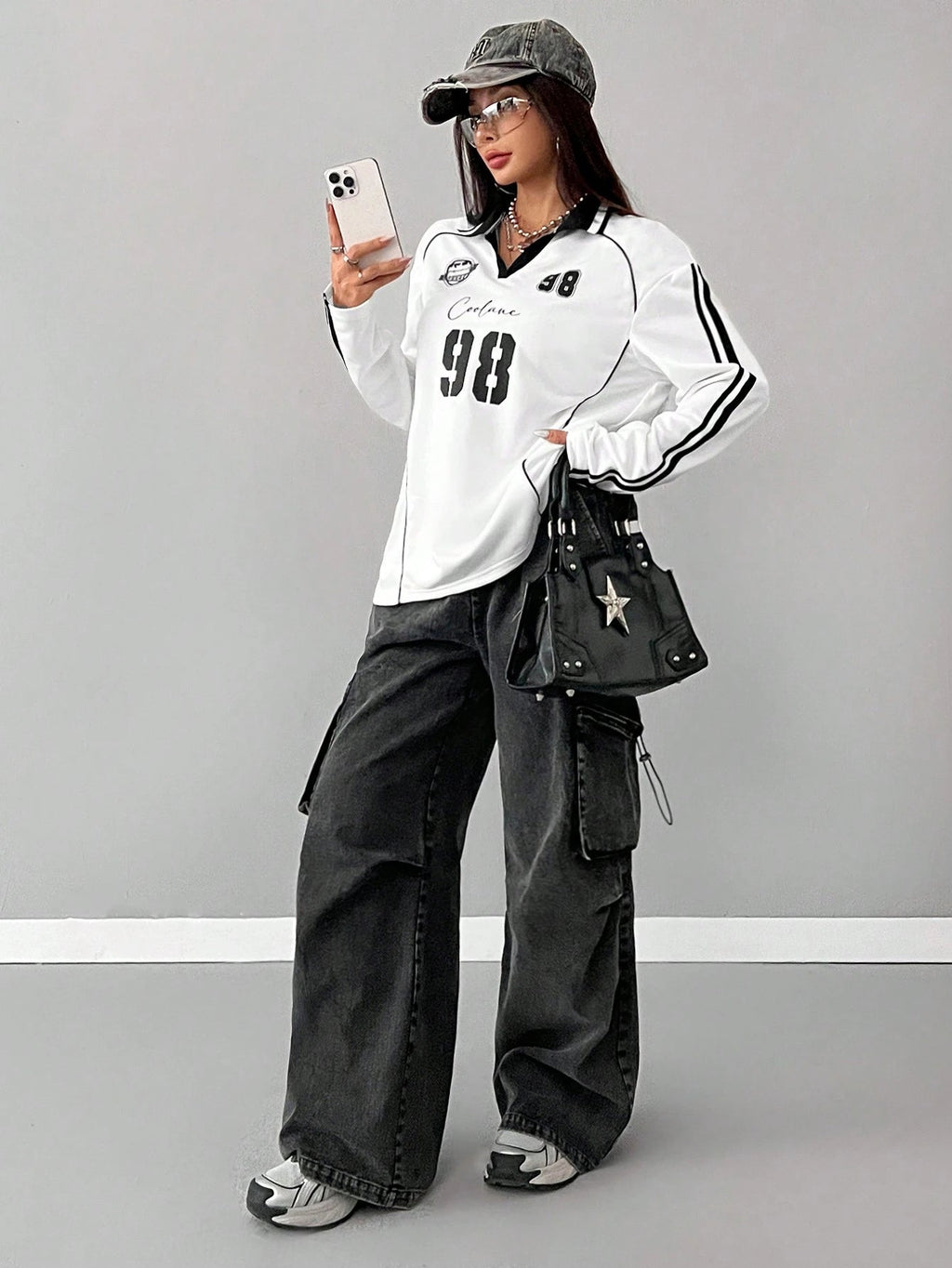 Sportswear Graphics White Over Size Long Sleeve Jersey T-Shirt