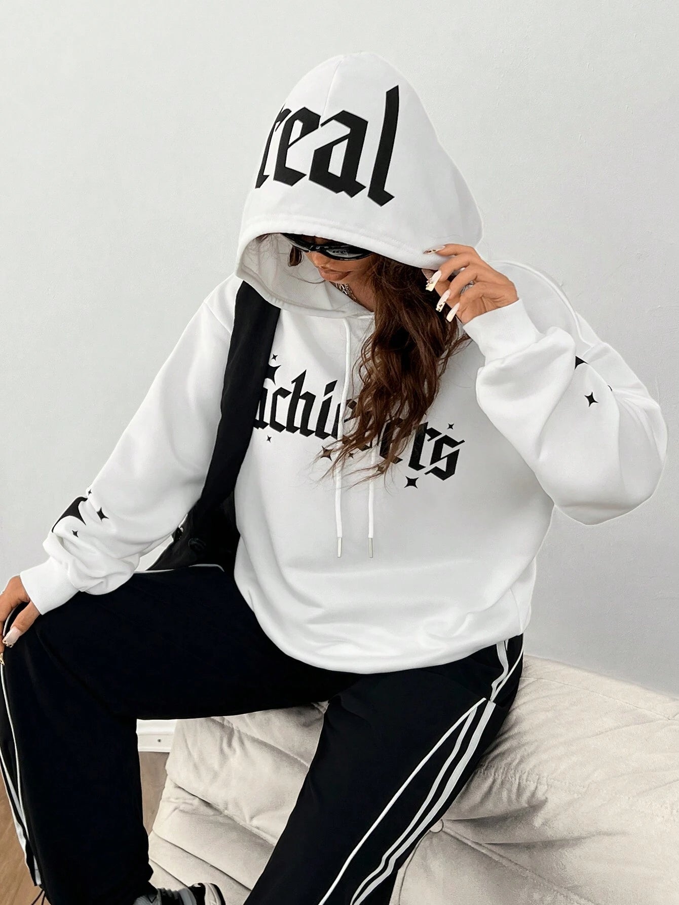 Fall Essentials Oversized Hooded Long-Sleeve Sweatshirt with Casual Knit Letter Print for Workouts