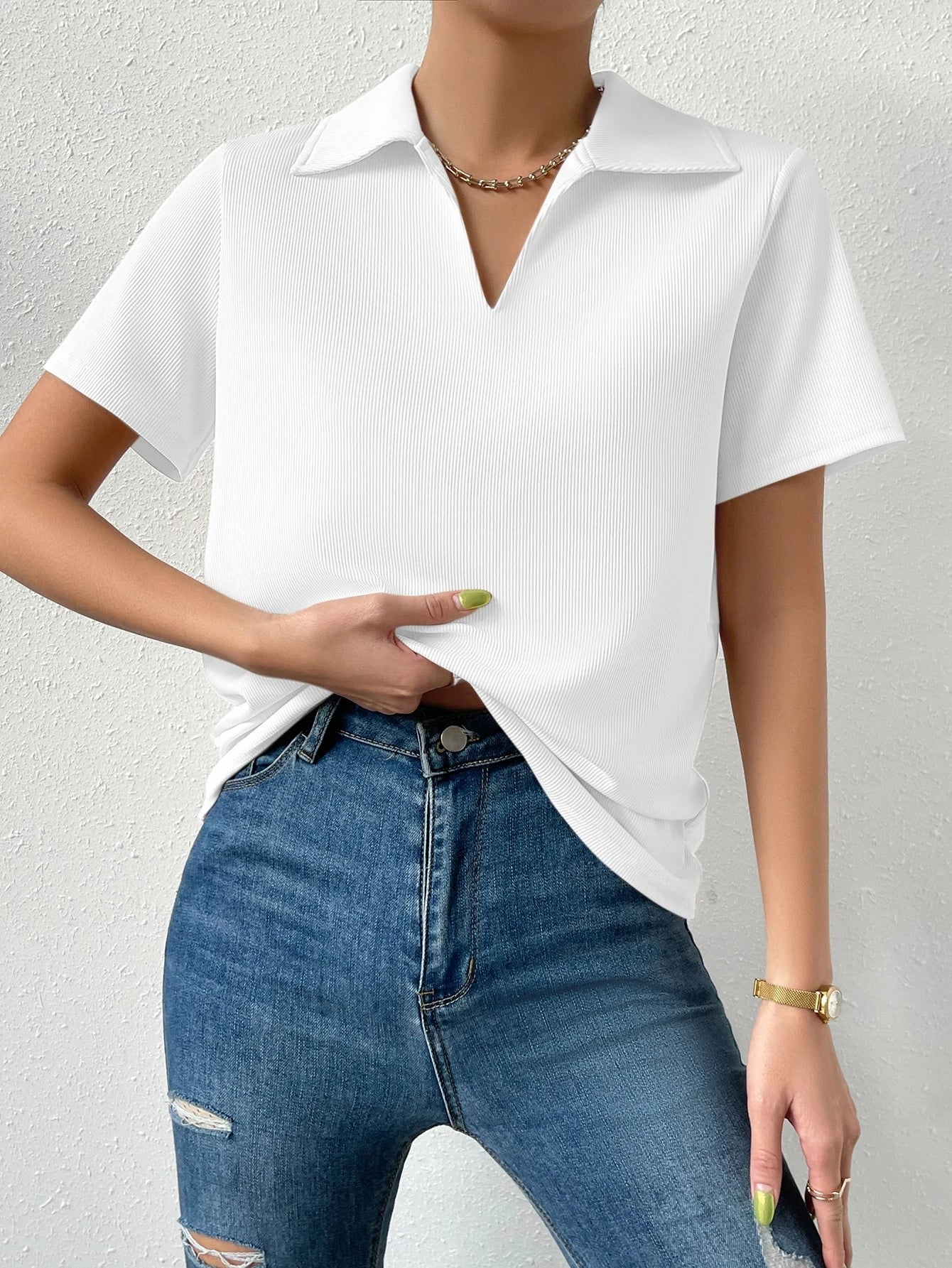 Solid Ribbed Knit Tee