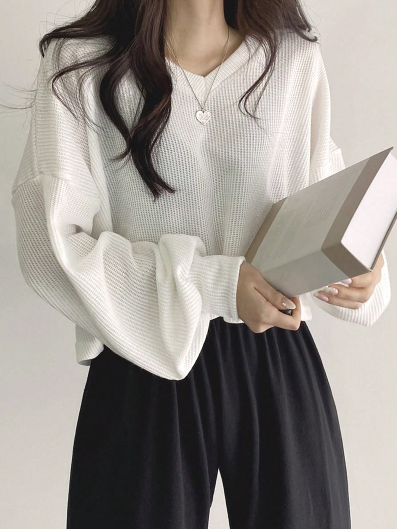 Solid Color V-Neck Dropped Shoulder Long Sleeve Loose Casual T-Shirt